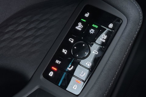 Audi A6 2.0 e-Hybrid Quattro S Edition Competition Bang&Olufsen | Luchtvering | Panoramadak | Trekhaak | Massage+Ventilatie | Head-Up | ACC | 21 Inch