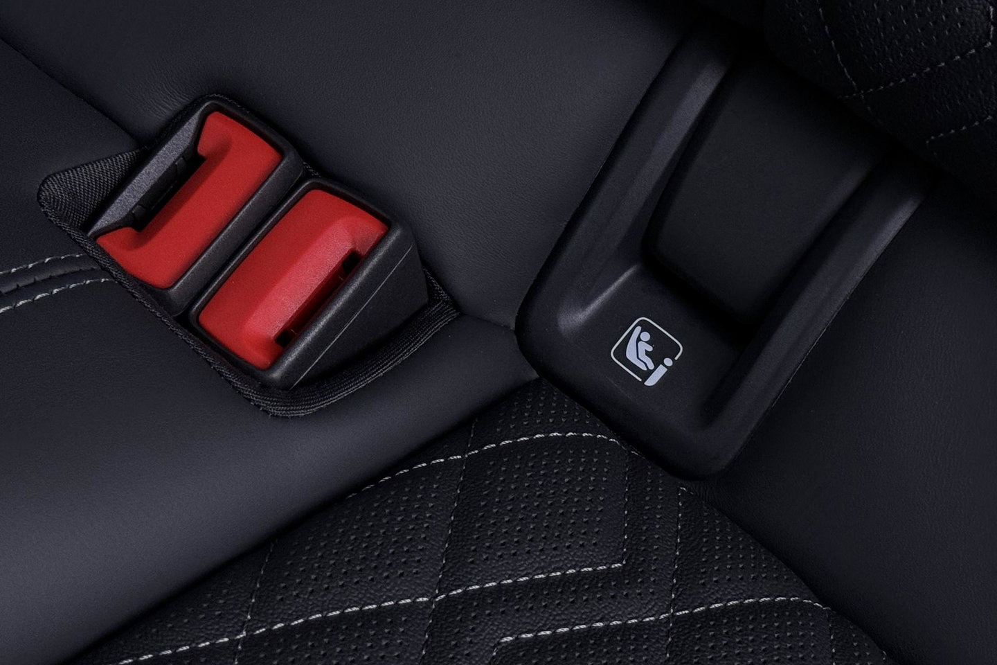 Audi A6 2.0 e-Hybrid Quattro S Edition Competition Bang&Olufsen | Luchtvering | Panoramadak | Trekhaak | Massage+Ventilatie | Head-Up | ACC | 21 Inch