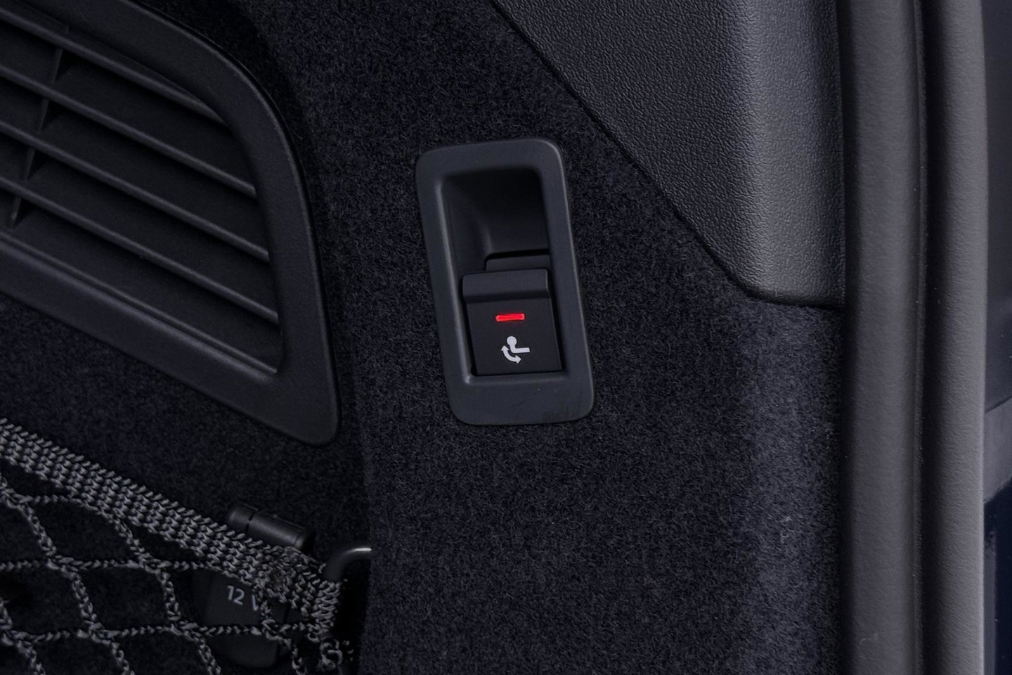 Audi A6 2.0 e-Hybrid Quattro S Edition Competition Bang&Olufsen | Luchtvering | Panoramadak | Trekhaak | Massage+Ventilatie | Head-Up | ACC | 21 Inch