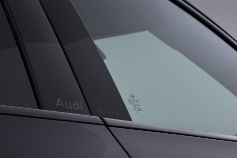 Audi A6 2.0 e-Hybrid Quattro S Edition Competition Bang&Olufsen | Luchtvering | Panoramadak | Trekhaak | Massage+Ventilatie | Head-Up | ACC | 21 Inch