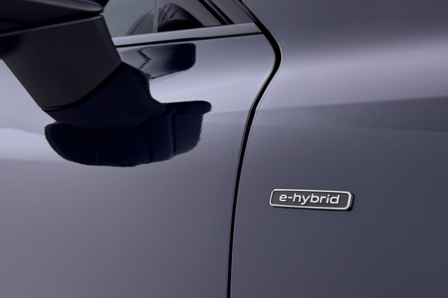 Audi A6 2.0 e-Hybrid Quattro S Edition Competition Bang&Olufsen | Luchtvering | Panoramadak | Trekhaak | Massage+Ventilatie | Head-Up | ACC | 21 Inch