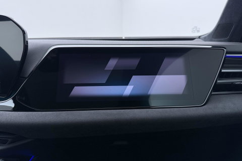 Audi A6 2.0 e-Hybrid Quattro S Edition Competition Bang&Olufsen | Luchtvering | Panoramadak | Trekhaak | Massage+Ventilatie | Head-Up | ACC | 21 Inch