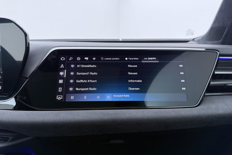Audi A6 2.0 e-Hybrid Quattro S Edition Competition Bang&Olufsen | Luchtvering | Panoramadak | Trekhaak | Massage+Ventilatie | Head-Up | ACC | 21 Inch