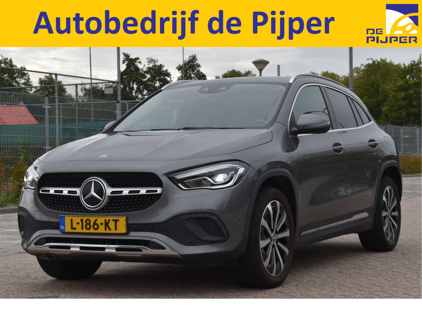 Mercedes-Benz GLA 200 Business Solution 164 pk | Camera | Afn.trekhaak | Carplay | Navi | DAB |Stoelverwarming | LED/Xenon