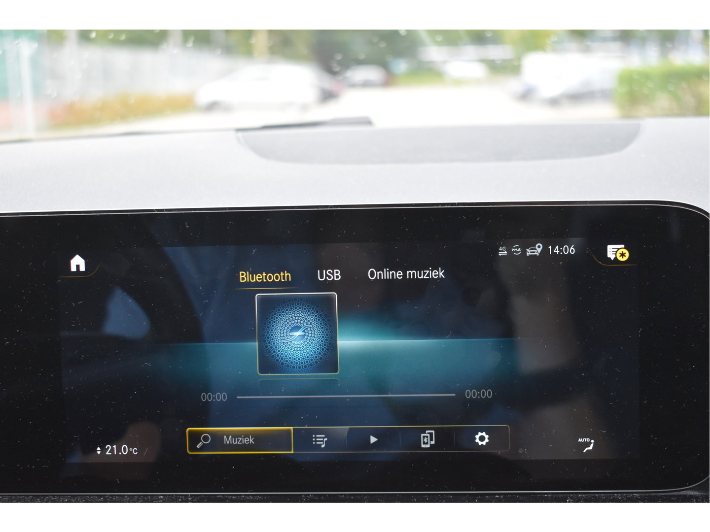 Mercedes-Benz GLA 200 Business Solution 164 pk | Camera | Afn.trekhaak | Carplay | Navi | DAB |Stoelverwarming | LED/Xenon