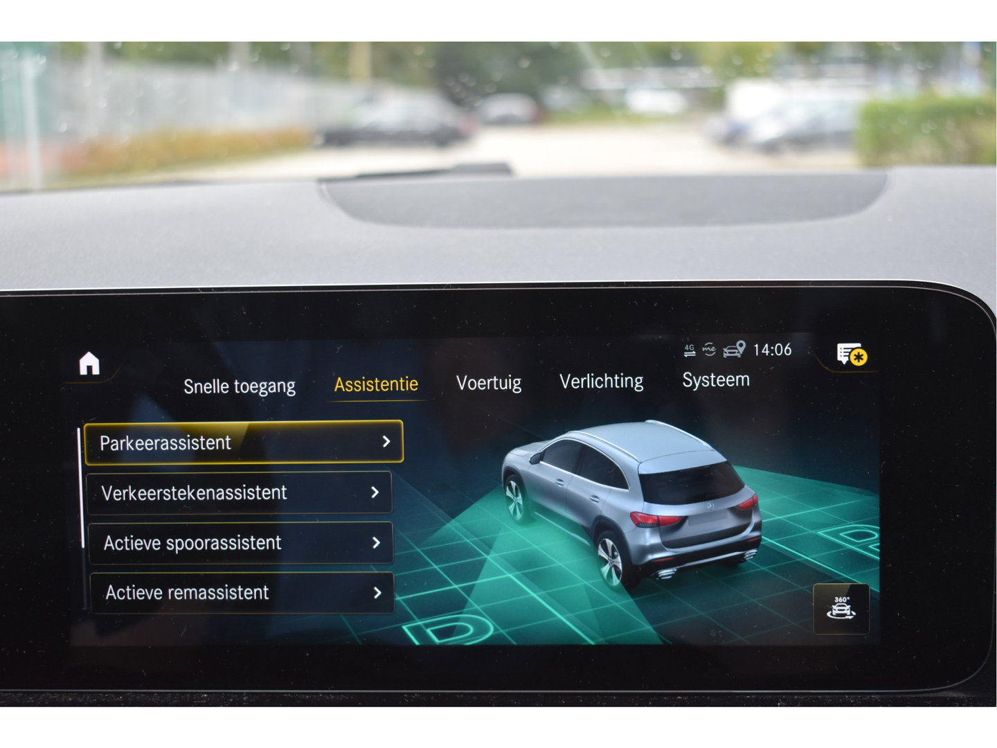 Mercedes-Benz GLA 200 Business Solution 164 pk | Camera | Afn.trekhaak | Carplay | Navi | DAB |Stoelverwarming | LED/Xenon