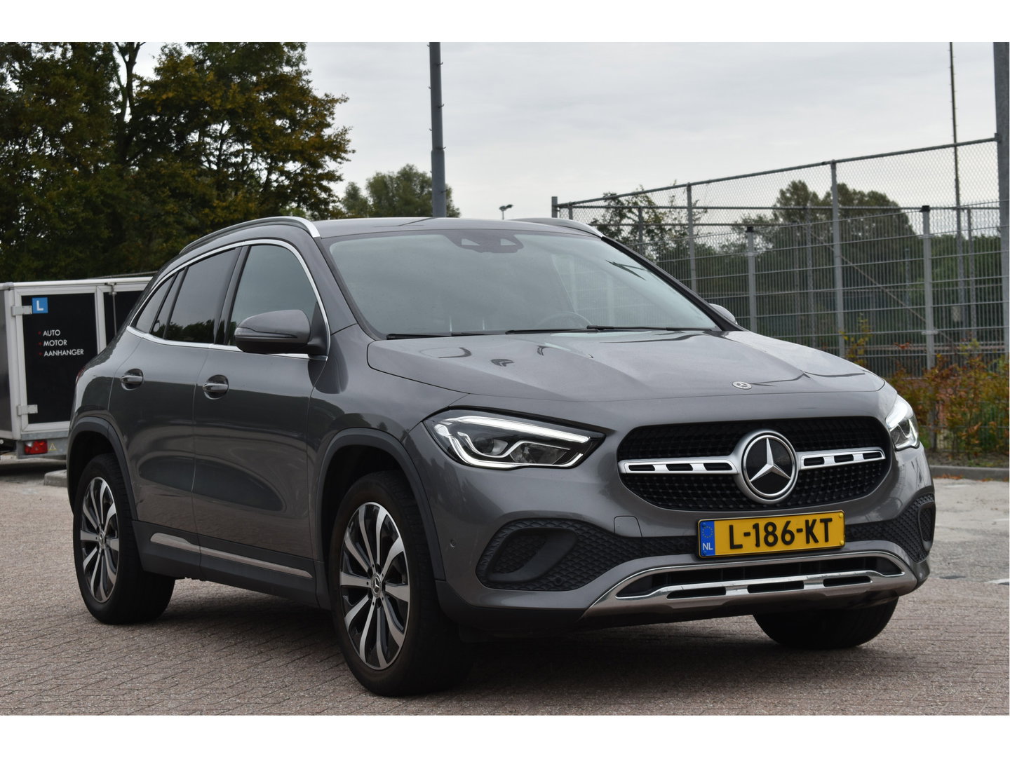 Mercedes-Benz GLA 200 Business Solution 164 pk | Camera | Afn.trekhaak | Carplay | Navi | DAB |Stoelverwarming | LED/Xenon