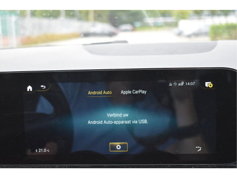 Mercedes-Benz GLA 200 Business Solution 164 pk | Camera | Afn.trekhaak | Carplay | Navi | DAB |Stoelverwarming | LED/Xenon