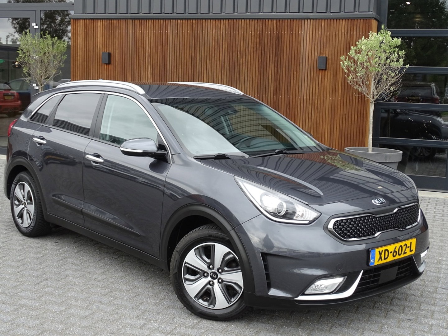 Kia Niro 1.6 GDi 141PK automaat / luxe pakket / LED / *NAP*