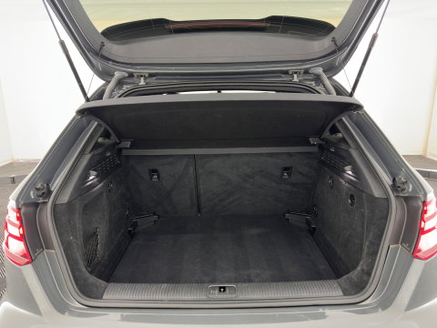 Audi A3 Sportback 1.5 TFSI CoD Sport S-Line Edition Black Optic Package Aut. *LEATHER-FABRIC | FULL-LED | SPORTSEATS | NAVI-FULLMAP | PRIVACY-GLASS | ECC | PDC | CRUISE | 18''ALU*