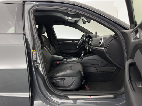 Audi A3 Sportback 1.5 TFSI CoD Sport S-Line Edition Black Optic Package Aut. *LEATHER-FABRIC | FULL-LED | SPORTSEATS | NAVI-FULLMAP | PRIVACY-GLASS | ECC | PDC | CRUISE | 18''ALU*