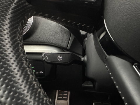Audi A3 Sportback 1.5 TFSI CoD Sport S-Line Edition Black Optic Package Aut. *LEATHER-FABRIC | FULL-LED | SPORTSEATS | NAVI-FULLMAP | PRIVACY-GLASS | ECC | PDC | CRUISE | 18''ALU*