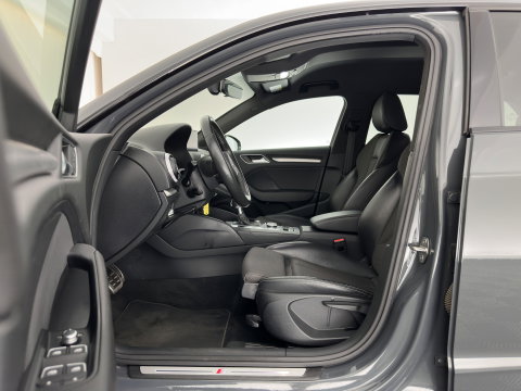 Audi A3 Sportback 1.5 TFSI CoD Sport S-Line Edition Black Optic Package Aut. *LEATHER-FABRIC | FULL-LED | SPORTSEATS | NAVI-FULLMAP | PRIVACY-GLASS | ECC | PDC | CRUISE | 18''ALU*