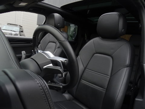 Porsche Cayenne 3.0 E-Hybrid 462PK / sportDesign / softclose / Bose / BTW / 360°