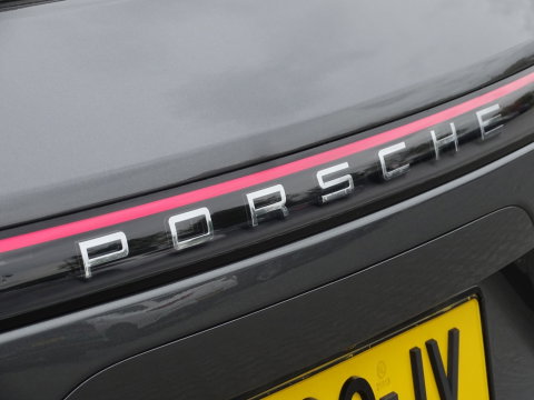 Porsche Cayenne 3.0 E-Hybrid 462PK / sportDesign / softclose / Bose / BTW / 360°