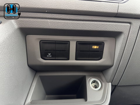 MAN eTGE Basis 36 kWh L3 H3 (2-Fase) {Soh-88%} Aut. *HEATPUMP | NAVI-FULLMAP | AIRCO | CRUISE | 3-PERS | CAMERA | HEATED-ERGO-SEATS | PDC | DAB | WIFI | FULL-LED | CCS-FASTLOADER*