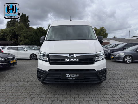 MAN eTGE Basis 36 kWh L3 H3 (2-Fase) {Soh-88%} Aut. *HEATPUMP | NAVI-FULLMAP | AIRCO | CRUISE | 3-PERS | CAMERA | HEATED-ERGO-SEATS | PDC | DAB | WIFI | FULL-LED | CCS-FASTLOADER*