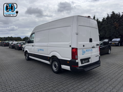 MAN eTGE Basis 36 kWh L3 H3 (2-Fase) {Soh-88%} Aut. *HEATPUMP | NAVI-FULLMAP | AIRCO | CRUISE | 3-PERS | CAMERA | HEATED-ERGO-SEATS | PDC | DAB | WIFI | FULL-LED | CCS-FASTLOADER*