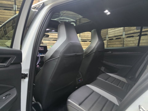 Volkswagen Golf 1.5 eHybrid GTE Leder "vienna"Led IQ Lights Pano Trekhaak HUD 18"LM