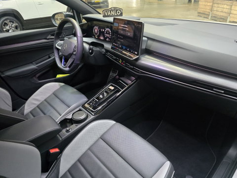 Volkswagen Golf 1.5 eHybrid GTE Leder "vienna"Led IQ Lights Pano Trekhaak HUD 18"LM