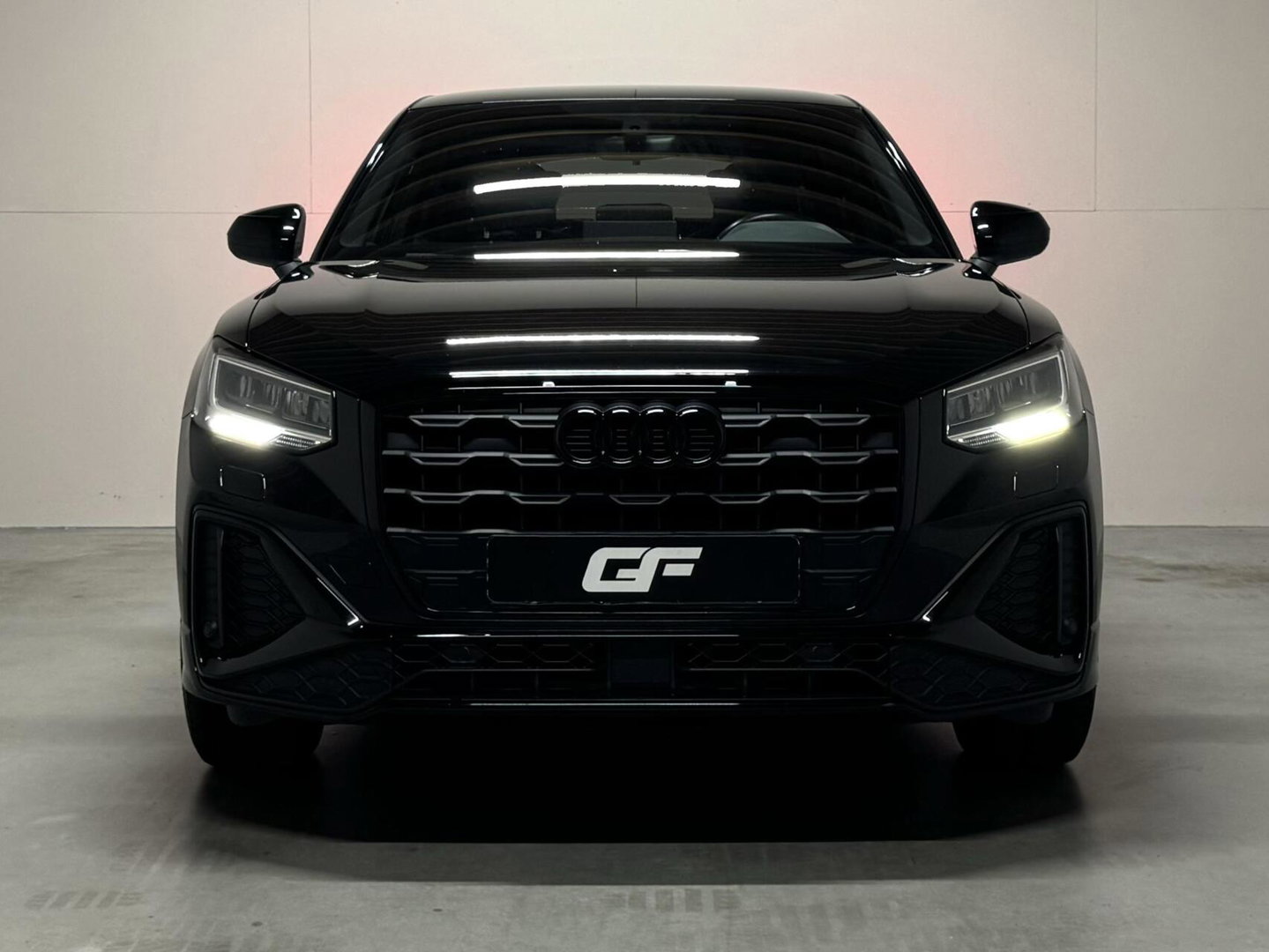 Audi Q2 35 TFSI S-Line Black Edition Virtual Carplay Stoelv trekh