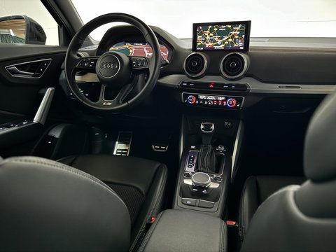 Audi Q2 35 TFSI S-Line Black Edition Virtual Carplay Stoelv trekh
