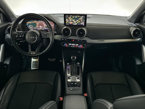 Audi Q2 35 TFSI S-Line Black Edition Virtual Carplay Stoelv trekh