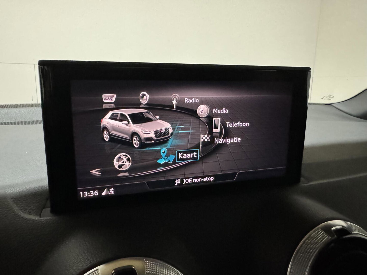 Audi Q2 35 TFSI S-Line Black Edition Virtual Carplay Stoelv trekh