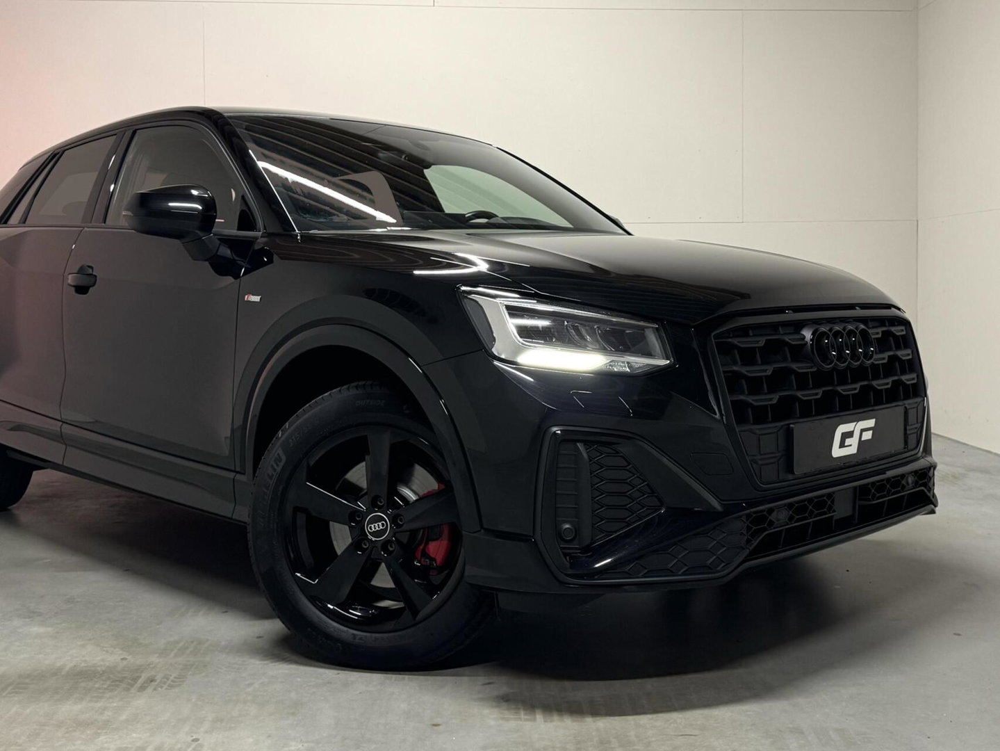 Audi Q2 35 TFSI S-Line Black Edition Virtual Carplay Stoelv trekh