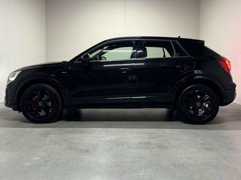 Audi Q2 35 TFSI S-Line Black Edition Virtual Carplay Stoelv trekh