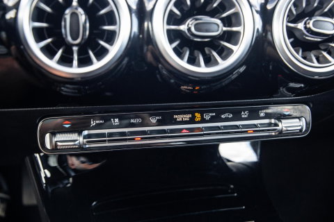 Mercedes-Benz CLA Shooting Brake 250e Business Solution (PHEV) CARPLAY / CRUISE CONTROLE / AMBIENT LIGHTING / CAMERA