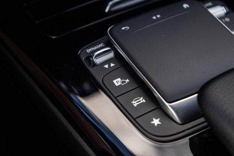 Mercedes-Benz CLA Shooting Brake 250e Business Solution (PHEV) CARPLAY / CRUISE CONTROLE / AMBIENT LIGHTING / CAMERA