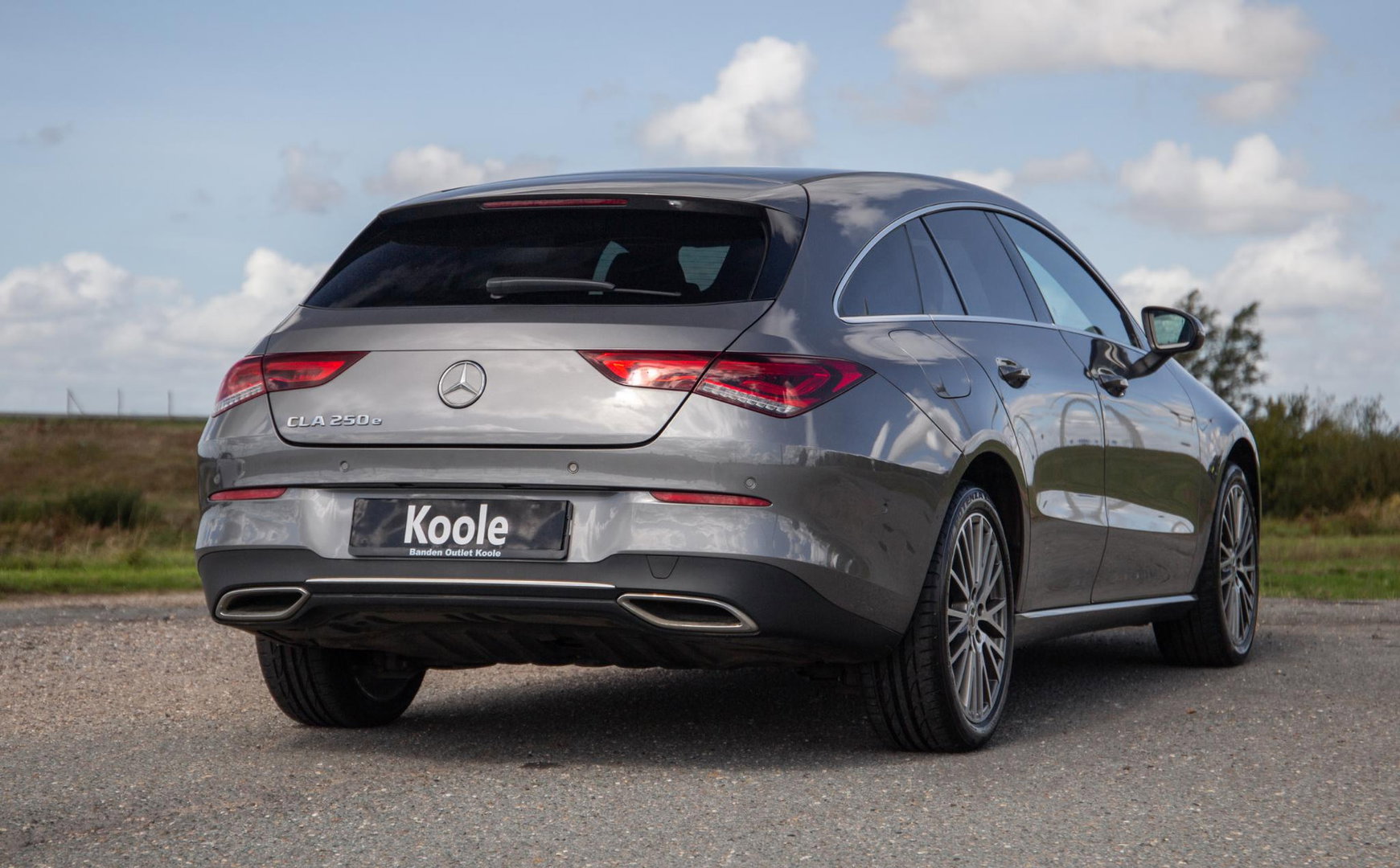 Mercedes-Benz CLA Shooting Brake 250e Business Solution (PHEV) CARPLAY / CRUISE CONTROLE / AMBIENT LIGHTING / CAMERA