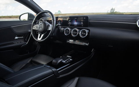 Mercedes-Benz CLA Shooting Brake 250e Business Solution (PHEV) CARPLAY / CRUISE CONTROLE / AMBIENT LIGHTING / CAMERA