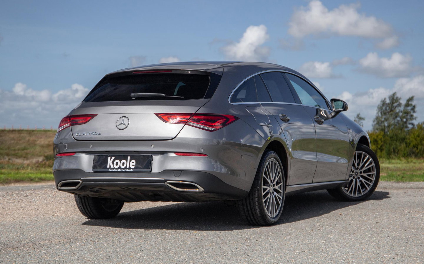Mercedes-Benz CLA Shooting Brake 250e Business Solution (PHEV) CARPLAY / CRUISE CONTROLE / AMBIENT LIGHTING / CAMERA