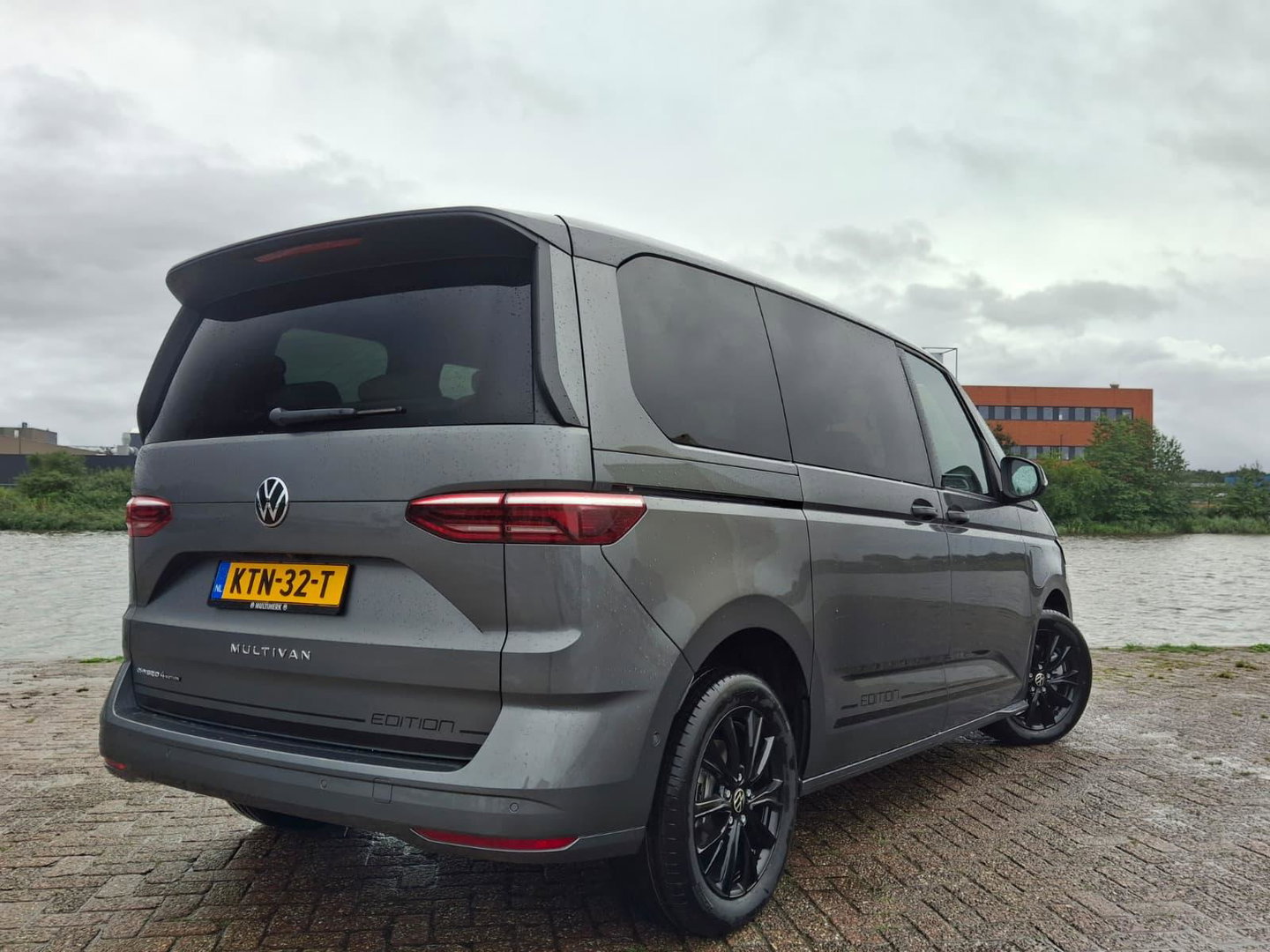 Volkswagen Multivan 1.5 eHybrid Bulli Edition 4Motion