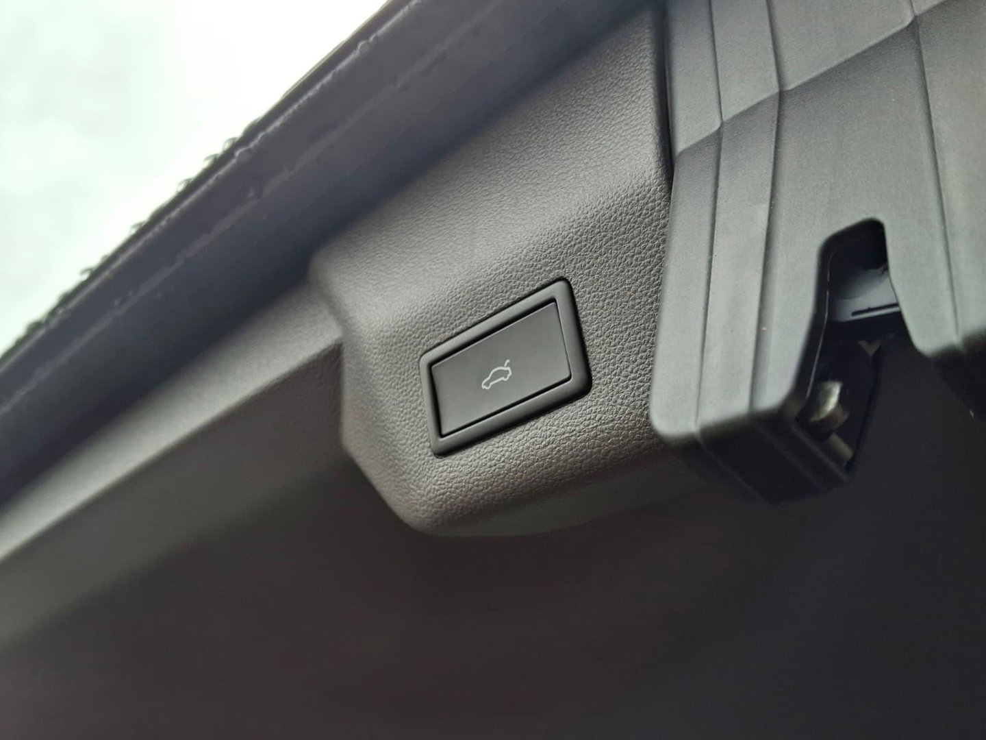 Volkswagen Multivan 1.5 eHybrid Bulli Edition 4Motion