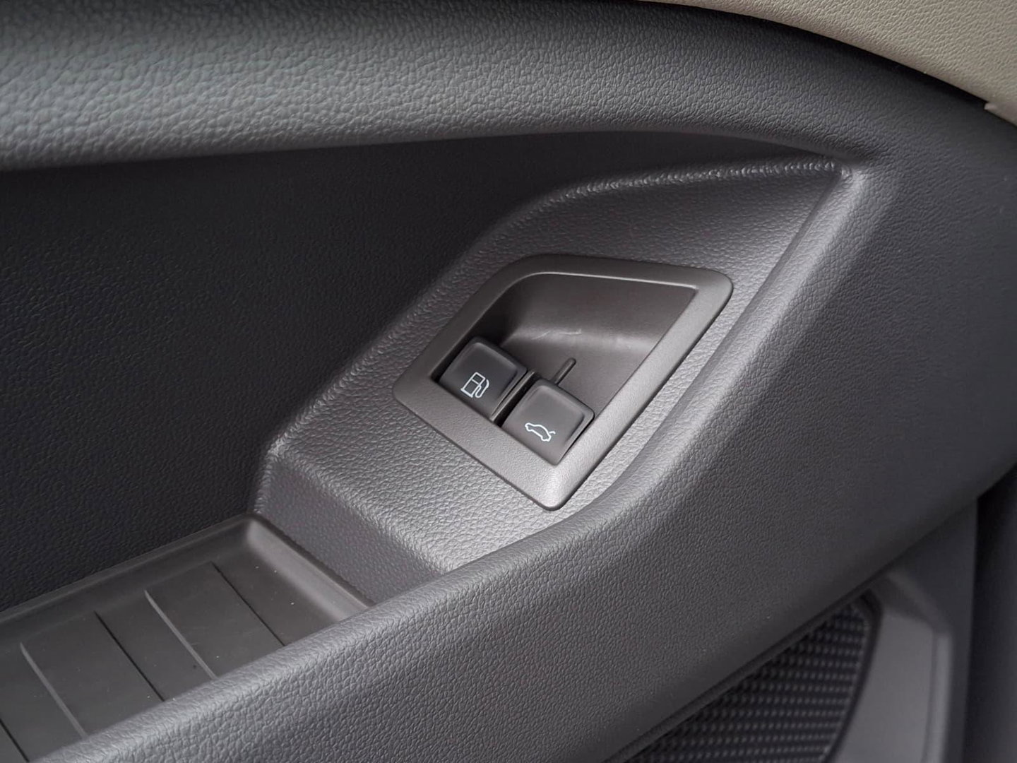 Volkswagen Multivan 1.5 eHybrid Bulli Edition 4Motion