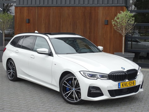 BMW 3 Serie touring 330e 292PK X-drive / M Sport / pano / Laser / BTW auto / 360°