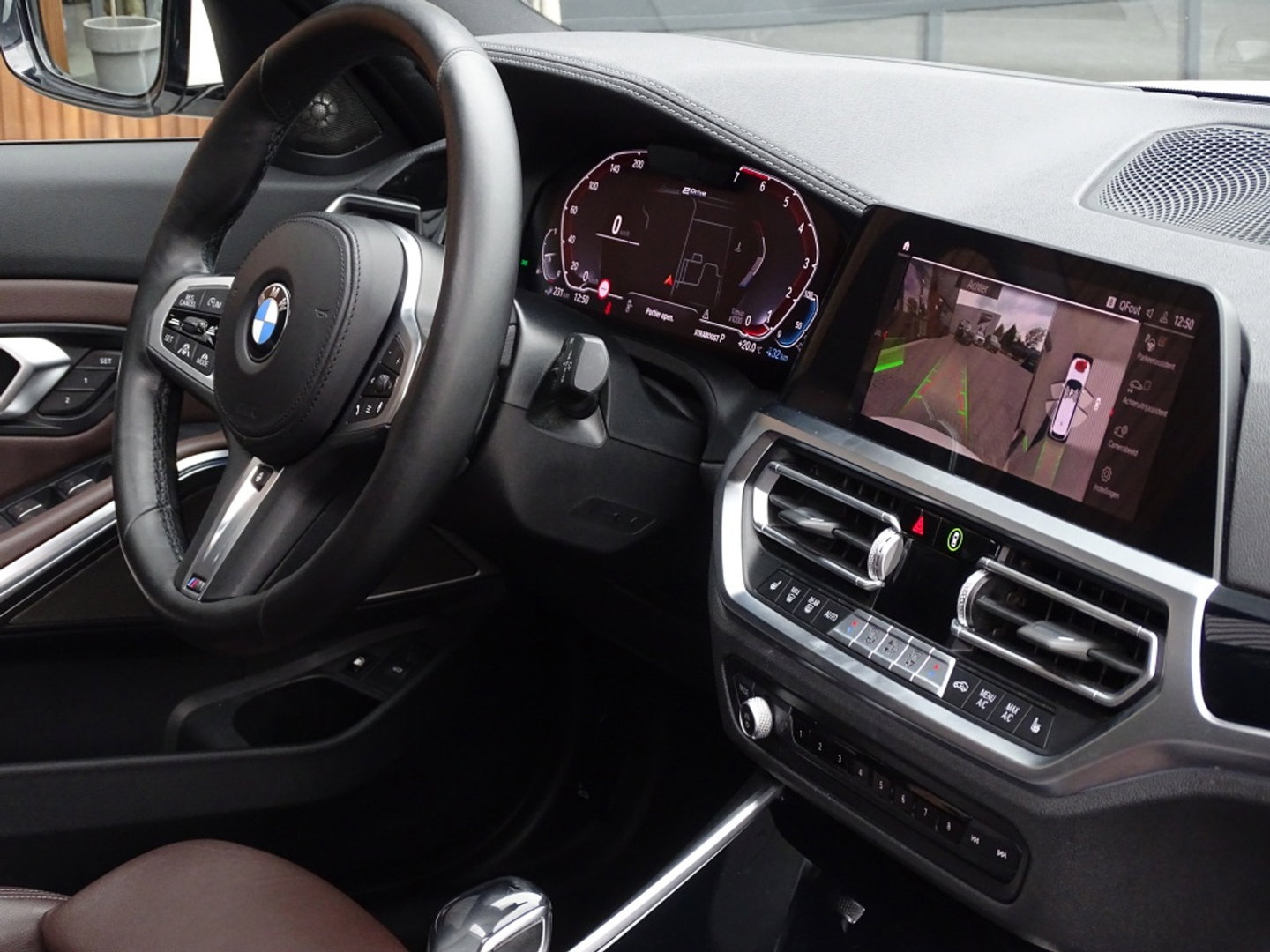 BMW 3 Serie touring 330e 292PK X-drive / M Sport / pano / Laser / BTW auto / 360°
