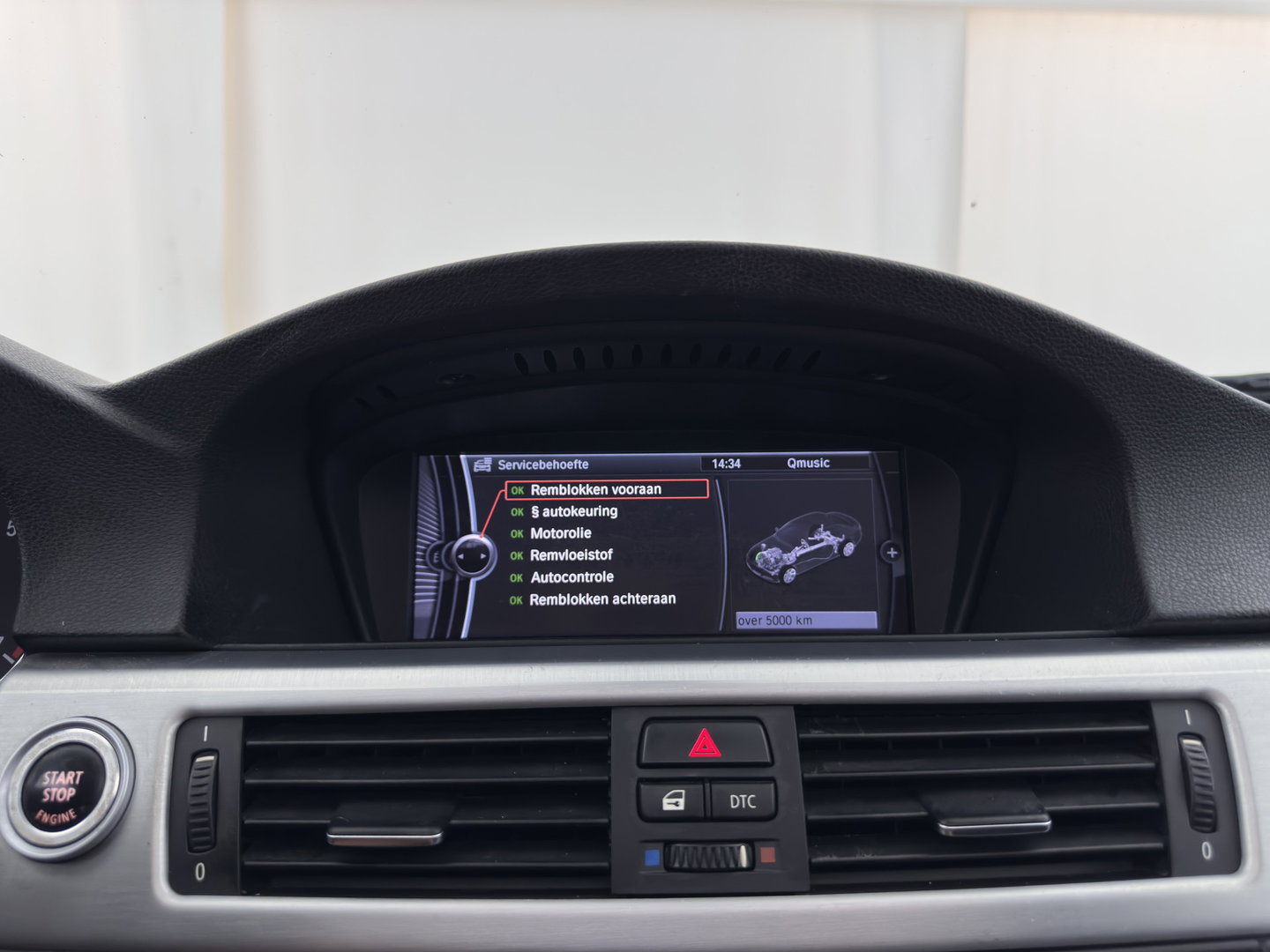 BMW 3 Serie 318i High Executive Aut. *PANO | LEATHER | XENON | HEATED-COMFORTSEATS | NAVI-FULLMAP | PRIVACY-GLASS | ECC | PDC | CRUISE | 16''ALU*
