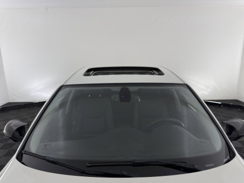 BMW 3 Serie 318i High Executive Aut. *PANO | LEATHER | XENON | HEATED-COMFORTSEATS | NAVI-FULLMAP | PRIVACY-GLASS | ECC | PDC | CRUISE | 16''ALU*