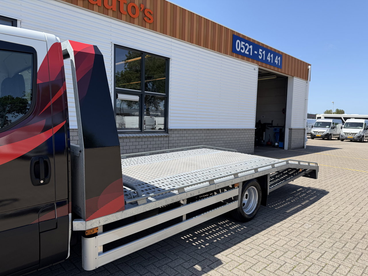 Iveco 40C18 3.0L Himatic automaat / oprijwagen / autoamb