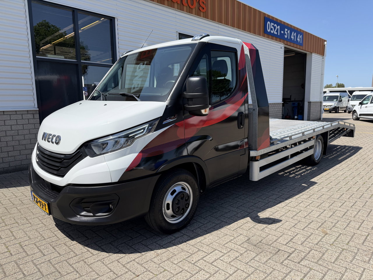 Iveco 40C18 3.0L Himatic automaat / oprijwagen / autoamb