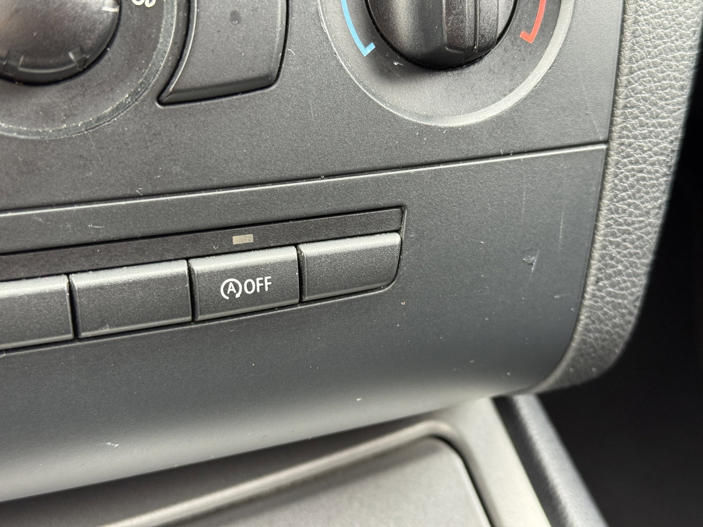 BMW 1-serie 116i Business Line | Handel / Export | Airconditioning | 5 Deurs | 17" Lichtmetalen Wielen |