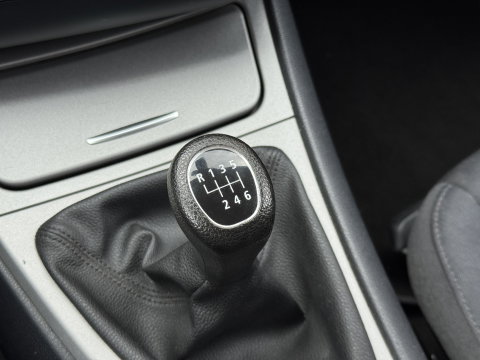 BMW 1-serie 116i Business Line | Handel / Export | Airconditioning | 5 Deurs | 17" Lichtmetalen Wielen |