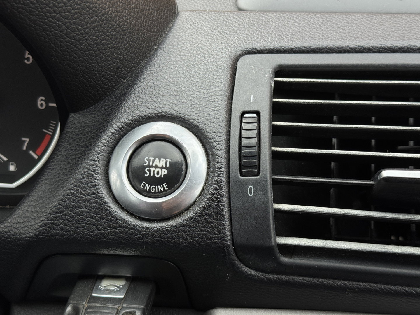 BMW 1-serie 116i Business Line | Handel / Export | Airconditioning | 5 Deurs | 17" Lichtmetalen Wielen |