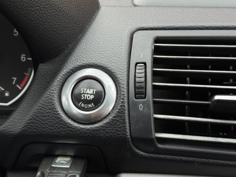 BMW 1-serie 116i Business Line | Handel / Export | Airconditioning | 5 Deurs | 17" Lichtmetalen Wielen |