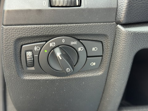 BMW 1-serie 116i Business Line | Handel / Export | Airconditioning | 5 Deurs | 17" Lichtmetalen Wielen |
