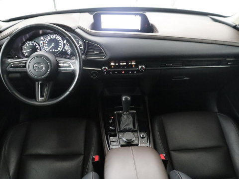 Mazda CX-30 2.0 e-SkyActiv-X M Hybrid Luxury | Trekhaak | Leder | Stuur/stoel verwarming | Adaptive cruise | Head up | 360 camera | Carplay | Climate control | BOSE sound |